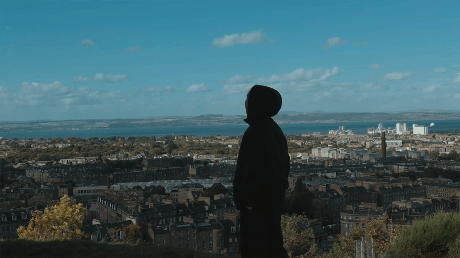 Above the City, Facing the Firth